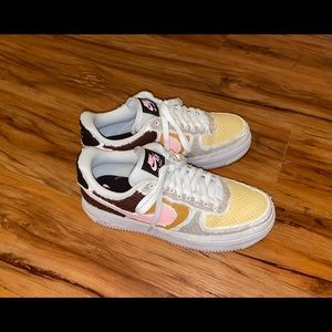 Nike Air Force 1 Fauna Brown Tear Away Women’s Size 9